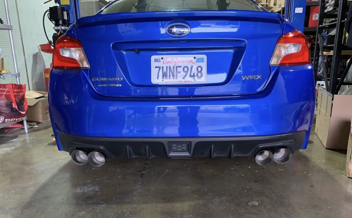 スバル WRX VAB VAG 用 ストレートリアピース-
