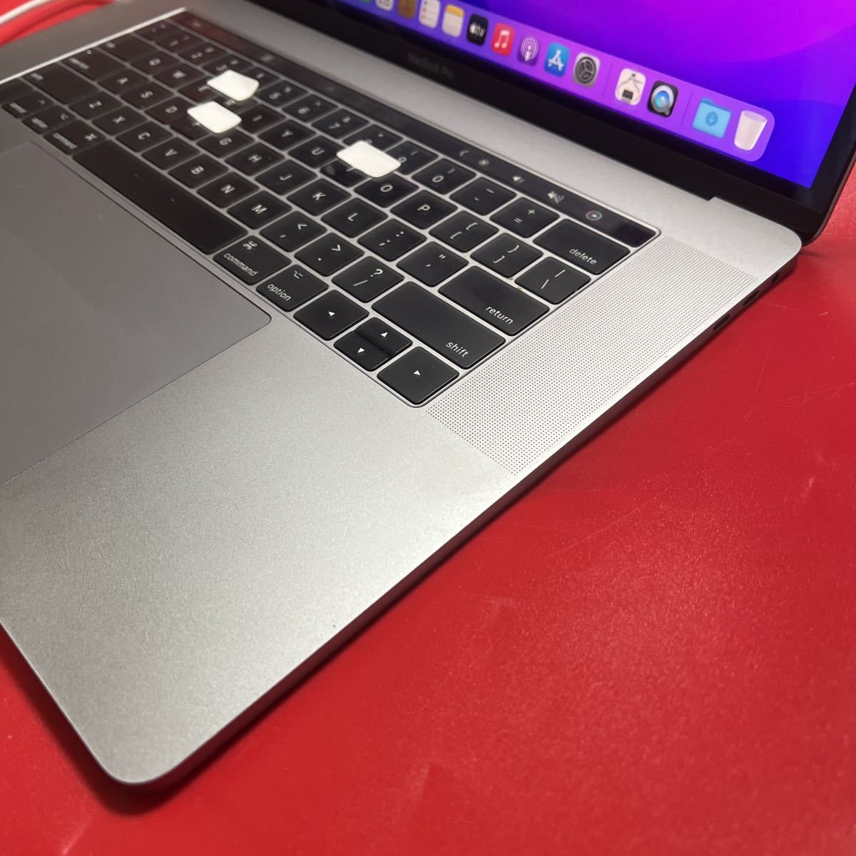 難あり メモリ16GB搭載! Macbook Pro 2017 TouchBar タッチバー 15