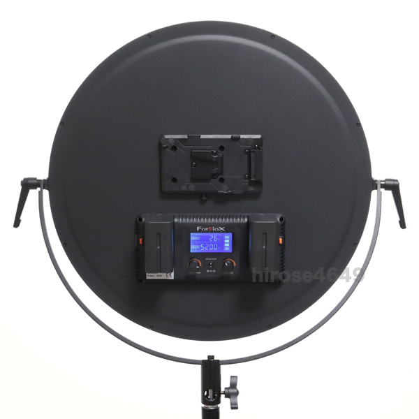 (再入荷)LED照明 Fotodiox C700RSV 3200-5600K (大型円形薄型モデル 低発熱 長時間耐久) アウトレット特価品 .._画像2