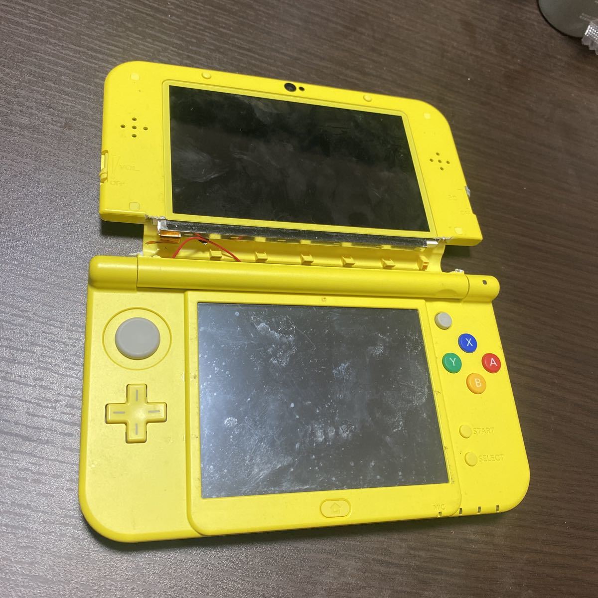 NEW Nintendo ピカチュウ3DS LLイエロー - 携帯用ゲーム本体