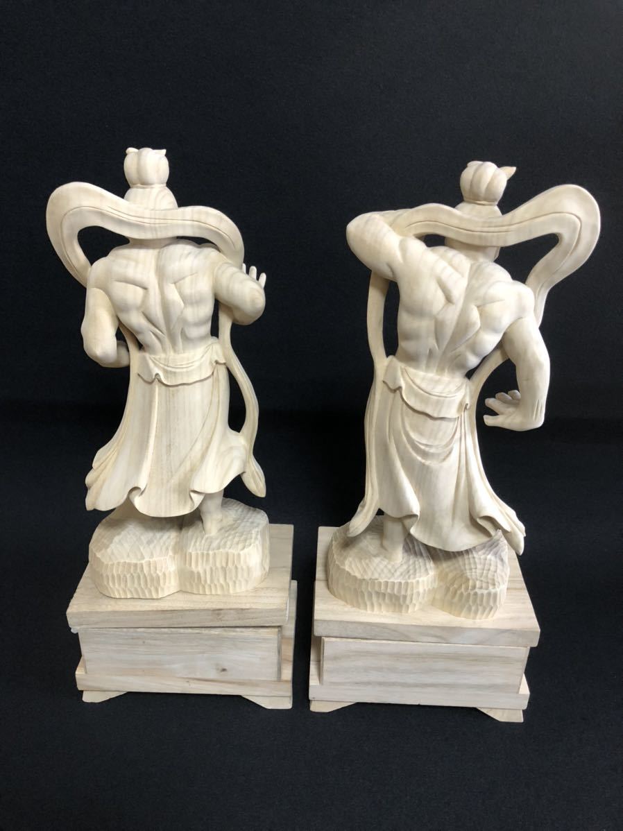 香樟材 井波彫刻 一刀彫り仁王立ち 金剛力士像一式 台座付き高51cm