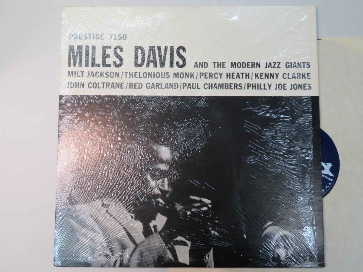 G3W｜★ PRESTIGE USA(Blue lbl w/Trident logo on right) / 両面RVG刻印 ★MILES DAVIS and THE MODERN JAZZ GIANTS（マイルスデイビス）_画像1