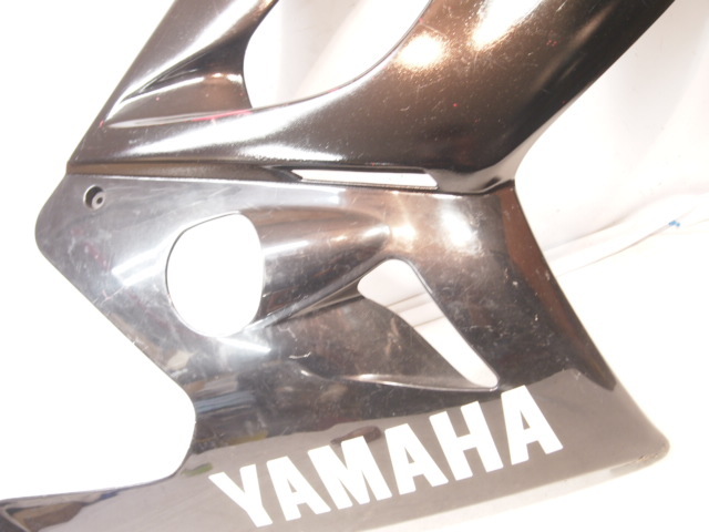 YZF600R純正アンダーカウル右 ヒビ欠け複数で補修用に。4TV刻印_画像3