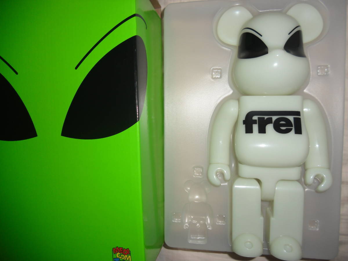 ベアブリック BE@RBRICK FREI フライ 400% HAJIME my first JEAN ベアブリック BE@RBRICK FREI フライ 400% HAJIME my first JEAN