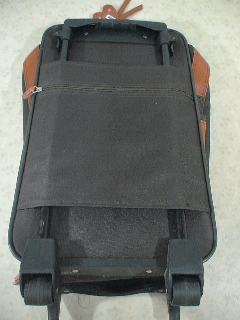 621　茶色　スーツケース　キャリケース　旅行用　ビジネストラベルバック_画像3