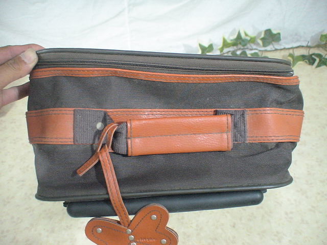 621　茶色　スーツケース　キャリケース　旅行用　ビジネストラベルバック_画像5