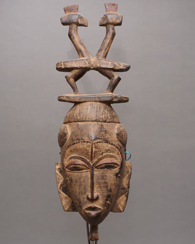アフリカ　コートジボワール　ヤウレ族　マスク　仮面　No.113　木彫り　アフリカンアート　彫刻