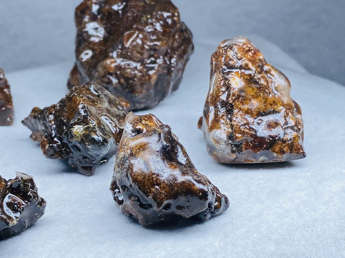 パラサイト隕石 セリコ隕石 原石 325g メテオライト 隕石 石鉄隕石