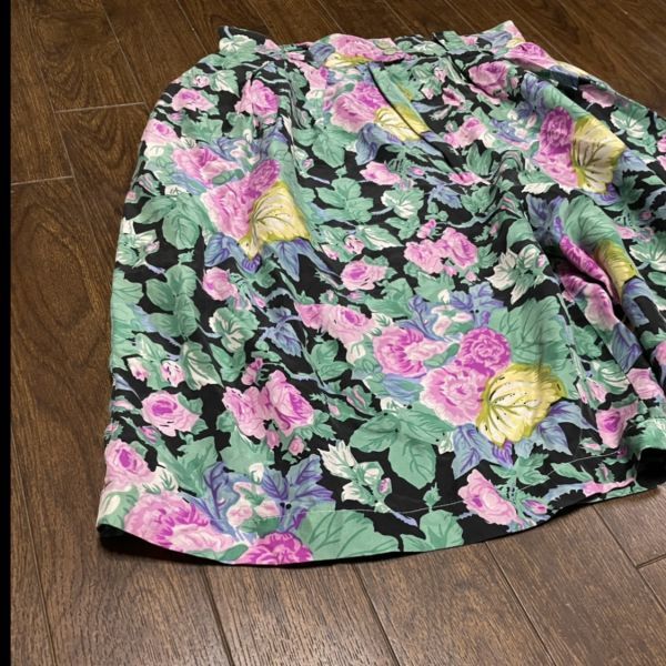 70s 80s VINTAGE LADIES SILK FLOWER SHORTS ビンテージ レディース シルク 花柄 ショーツ 古着 USA ビッグ シルエット USA アメリカ仕入れの画像5