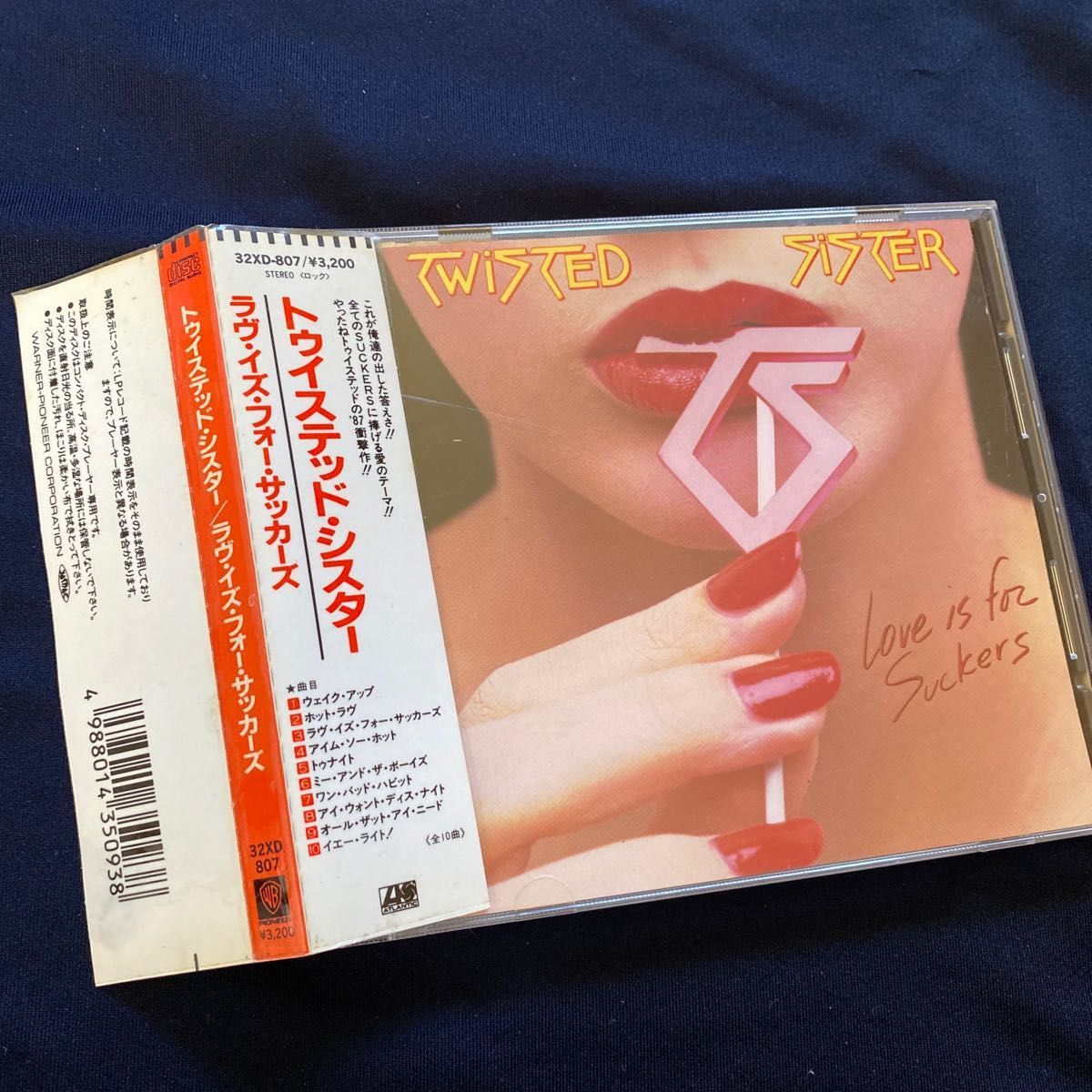 トゥイステッドシスター TWISTED SISTER ラヴイズフォーサッカーズ