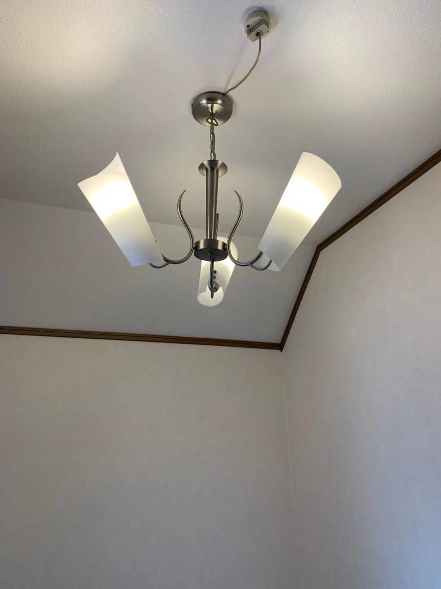 ペンダント照明 E26 LED電球3灯 洋風シャンデリア