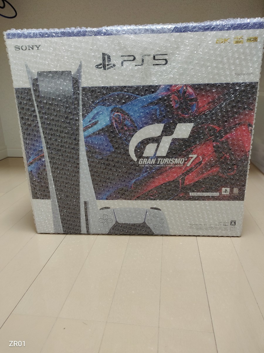 PlayStation 5 グランツーリスモ7同梱版 ディスクドライブ搭載モデル