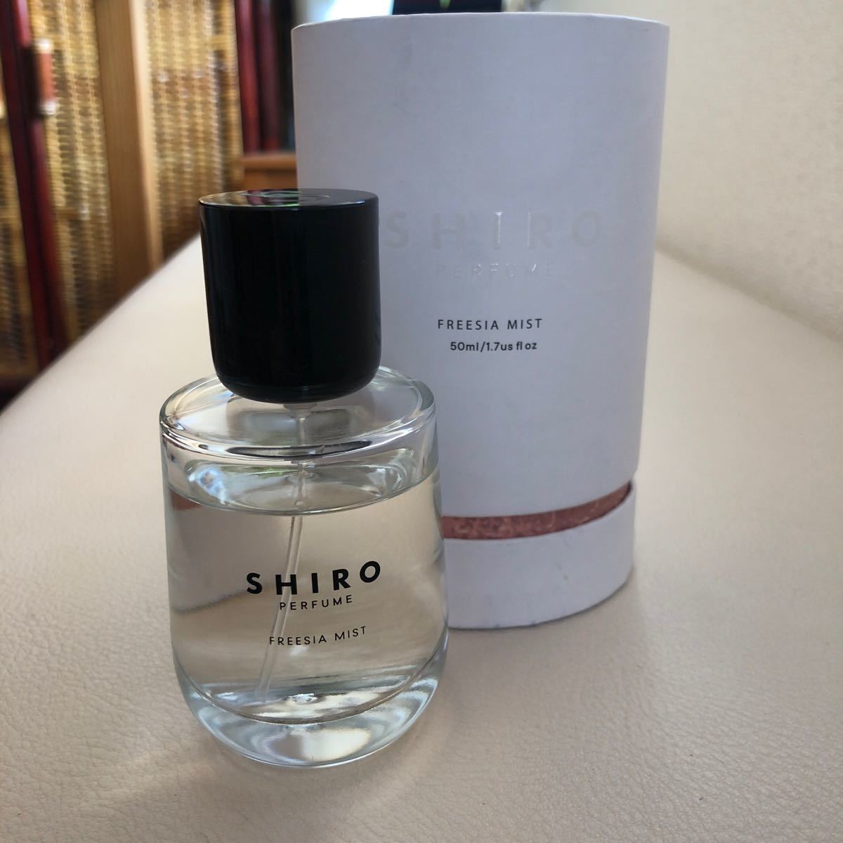 SHIRO フリージアミスト shiro 香水 シロ パフューム FREESIA MIST EDP 50ml オードパルファン｜PayPayフリマ