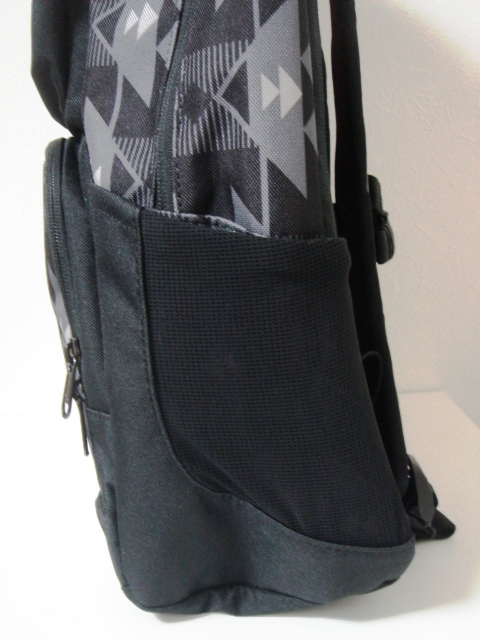 DAKINE ダカイン AH237344FS2 バックパック JEWEL 26L 鞄 BackPack たくさん入るバッグ Bag リュック 便利なポケット 黒系色 新品 送料無料_画像9