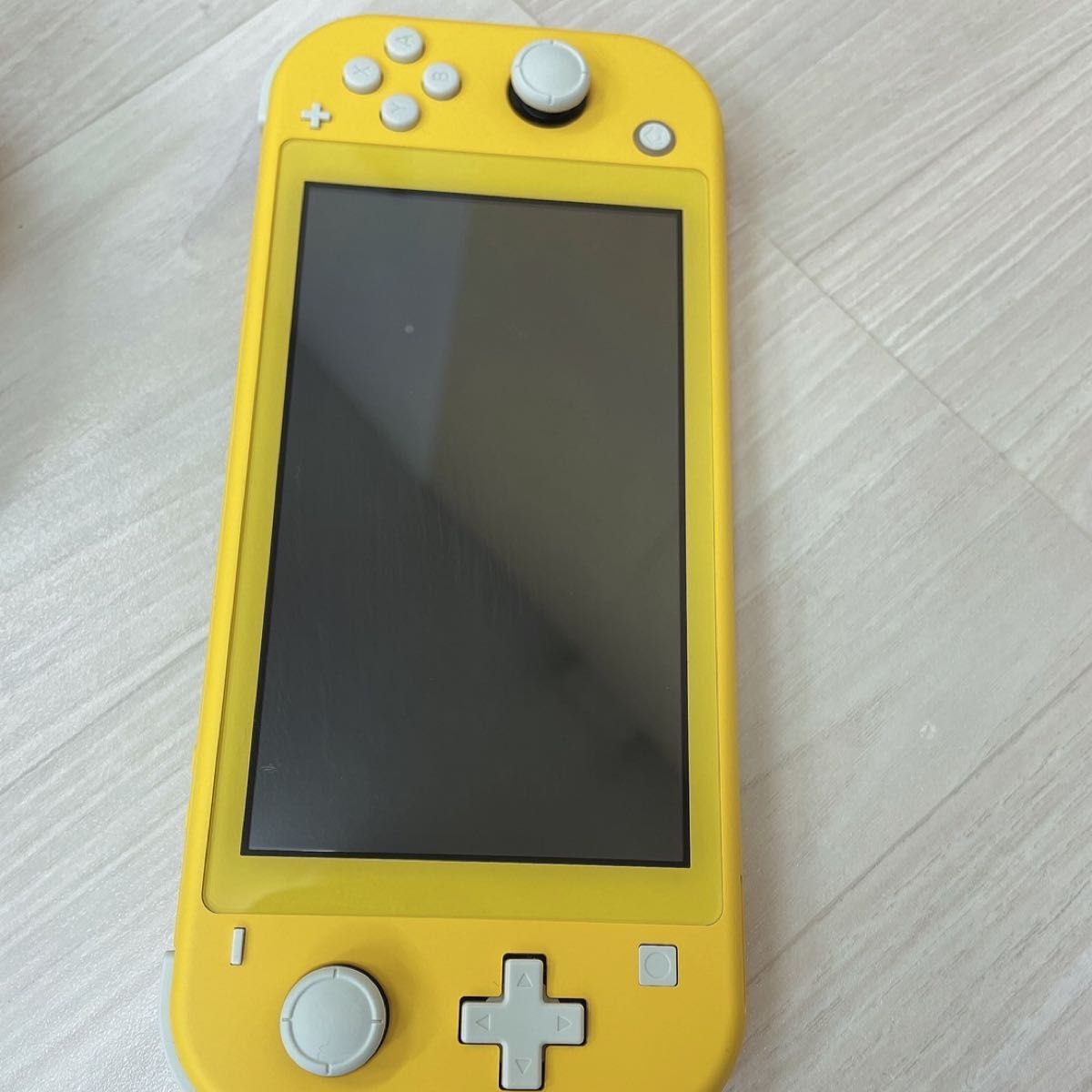 Switchライト イエロー 美品 フルセット品 おまけ多数|Yahoo Switchライト イエロー 美品 フルセット品 おまけ多数|Yahoo