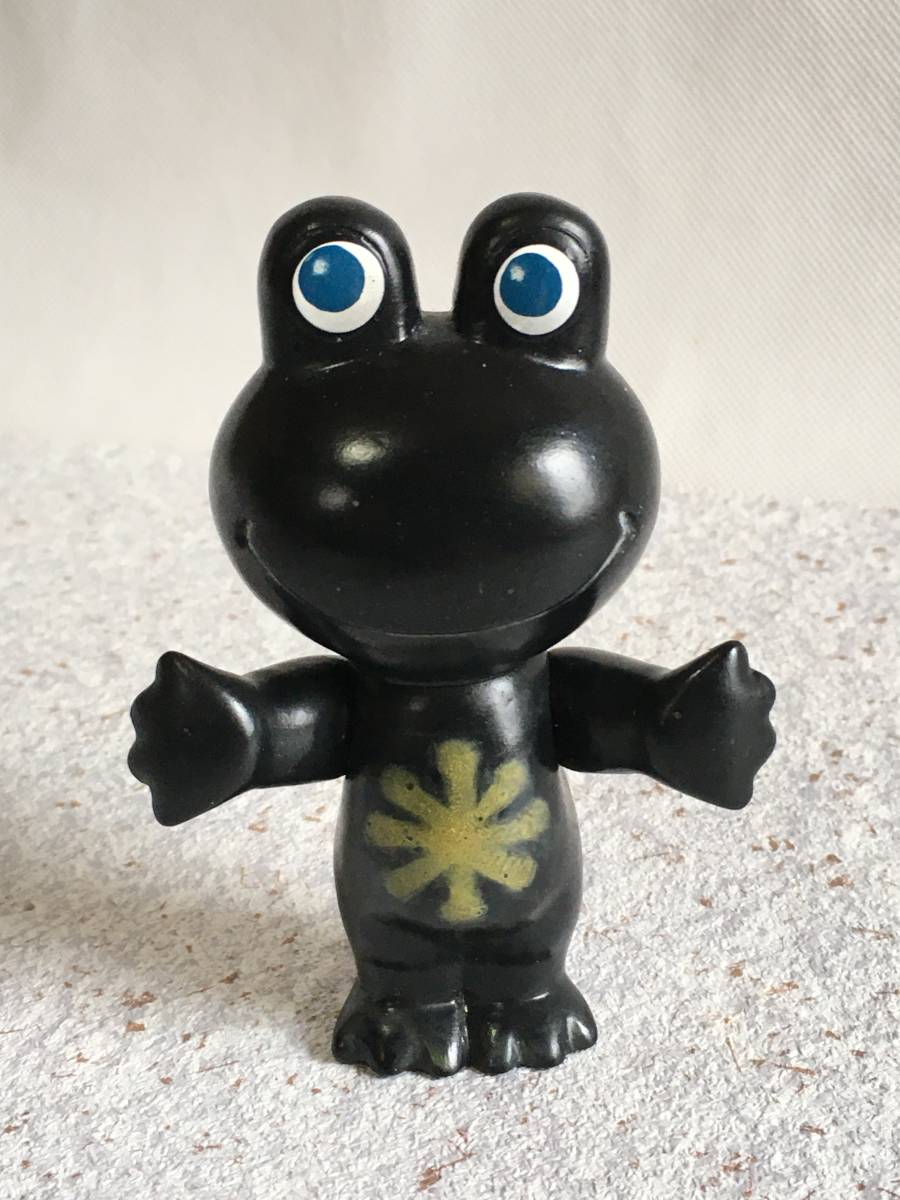 ケロちゃん コルゲンコーワ 黒 Yahoo!オークション - コルゲンコーワ 古い薬局 ケロちゃん 珍色