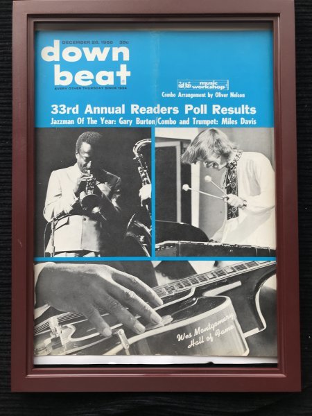 ☆1968年 米国ダウンビート誌 マイルス・デイヴィス Down Beat Magazine / Miles Davis ☆の画像1