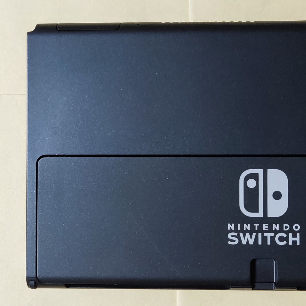 ギフト 美品 任天堂Switch 有機EL 本体のみ 2022年製 