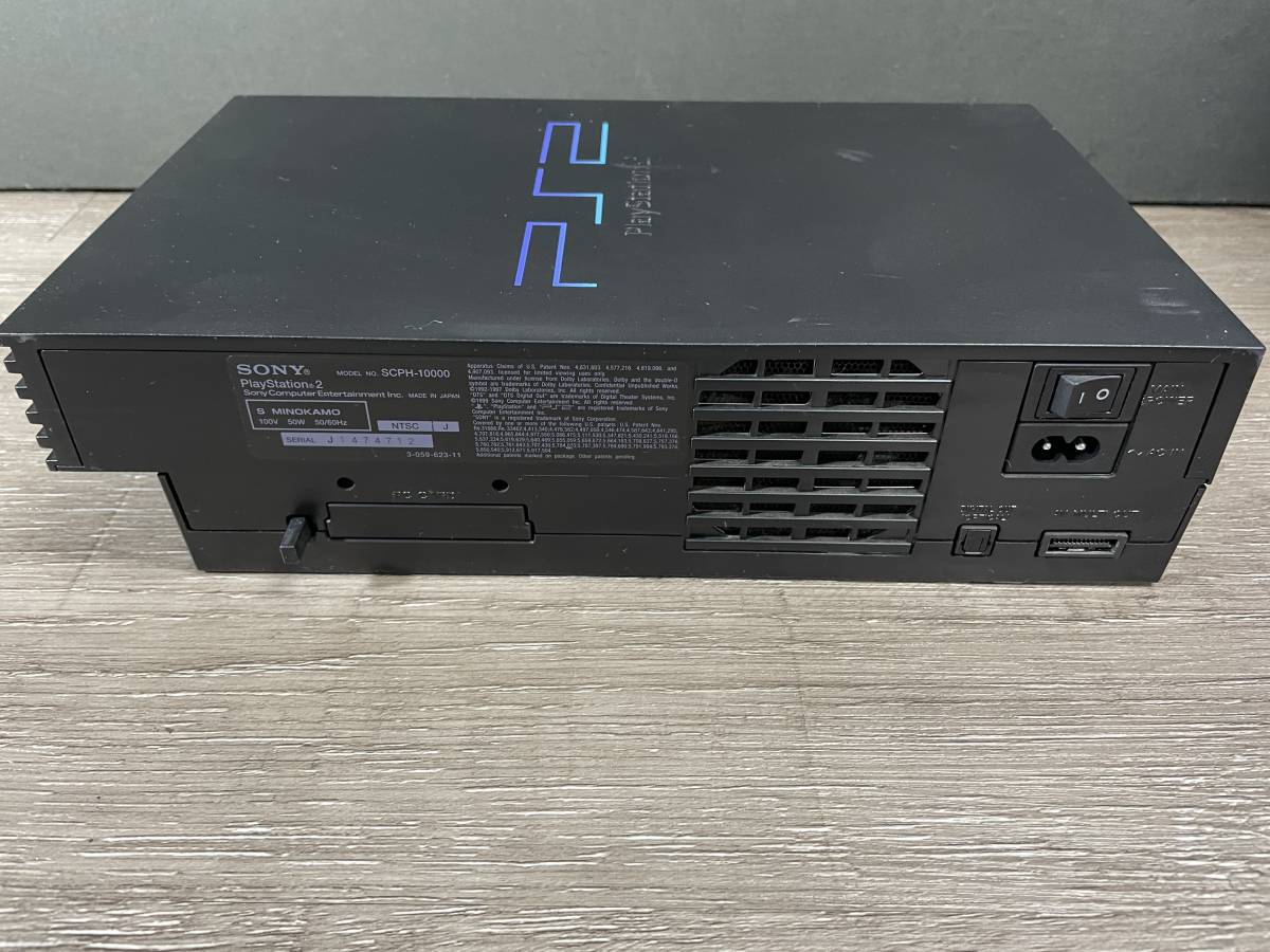 ☆ PS2 ☆ プレイステーション2 SCPH-10000 動作品 状態良好 本体 コントローラー デュアルショック2 PlayStation2 龍が如く ガンダム 4712_画像3