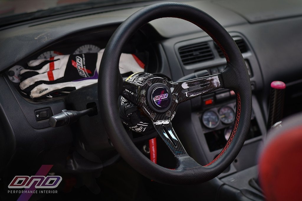 DND Performance Interior　 Race パンチングレザー カーボンスポーク パープルステッチ Perforted Leather ディープ 紫 350mm USDM 本革_画像5