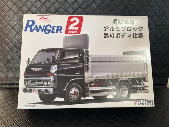 爆売りセール開催中！】 希少 激レア！！ FUJIMI製 古いHINO RANGER 2t