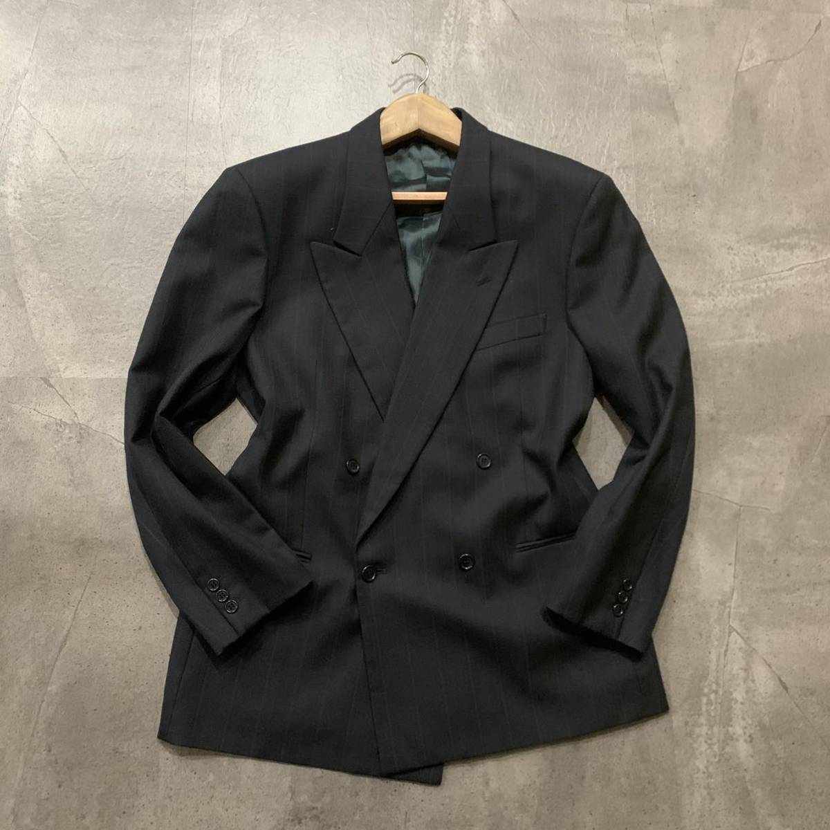 独特の上品 【高級】VALENTINO ヴァレンティノ スーツ ダブル