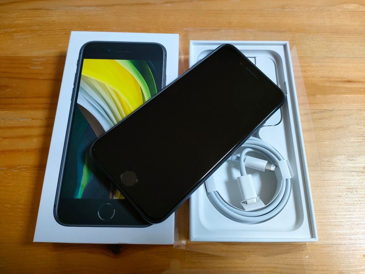 iPhone SE 第2世代 64GB ブラック SIMフリー 98% 美品
