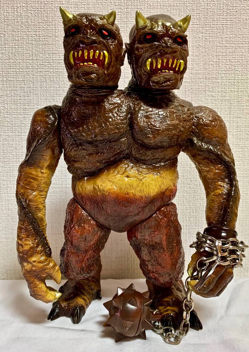 Yahoo!オークション - BEMON 双頭巨人 ( パチ ソフビ 怪獣 Yahoo!オークション - BEMON 双頭巨人 ( パチ ソフビ 怪獣