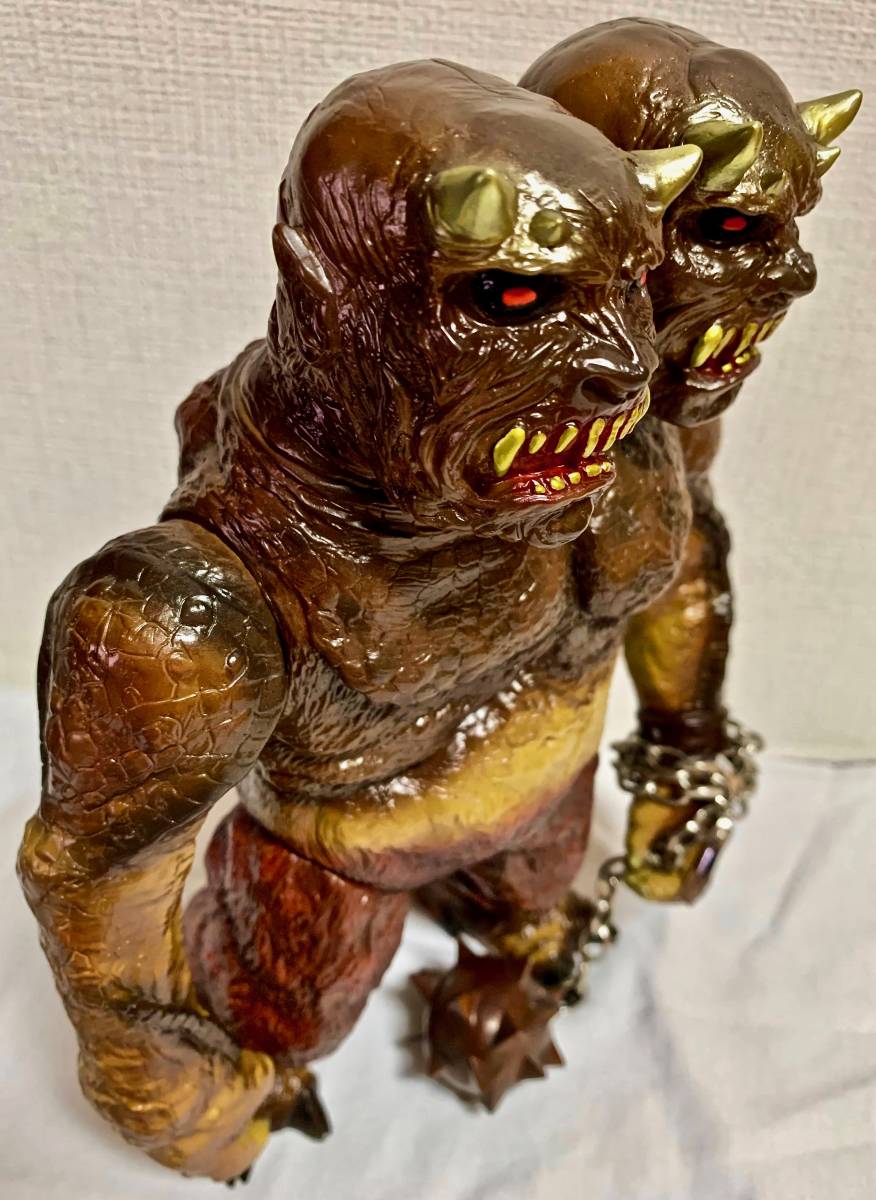 Yahoo!オークション - BEMON 双頭巨人 ( パチ ソフビ 怪獣 Yahoo!オークション - BEMON 双頭巨人 ( パチ ソフビ 怪獣
