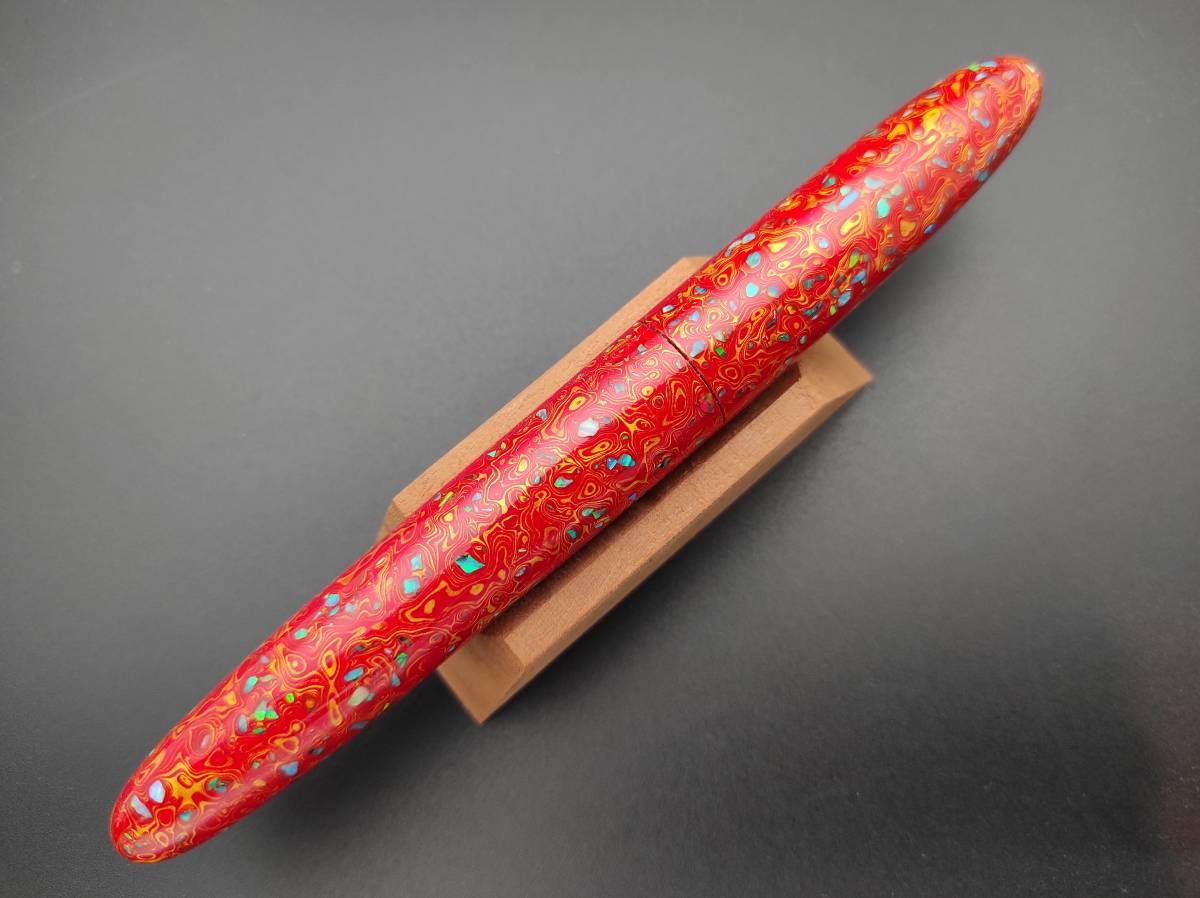 【FongLai Woodworks】セーラー万年筆プロフィット21 用漆軸 【変わり塗+螺鈿】 赤 金