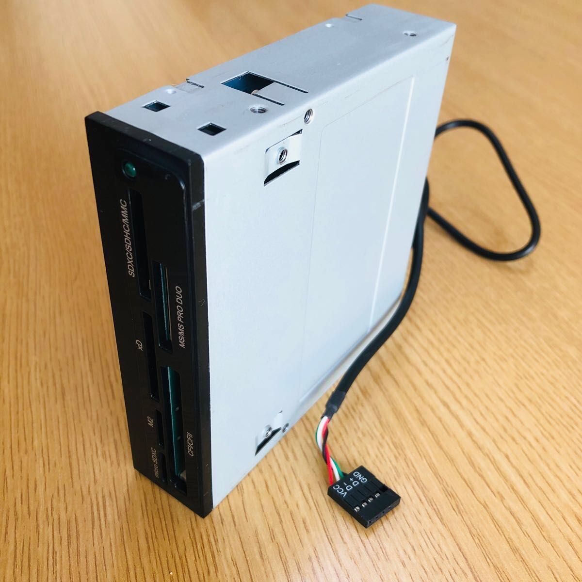 PCケース DVDユニット 内蔵型カードリーダー 電源スイッチ USBポート まとめ売り 黒