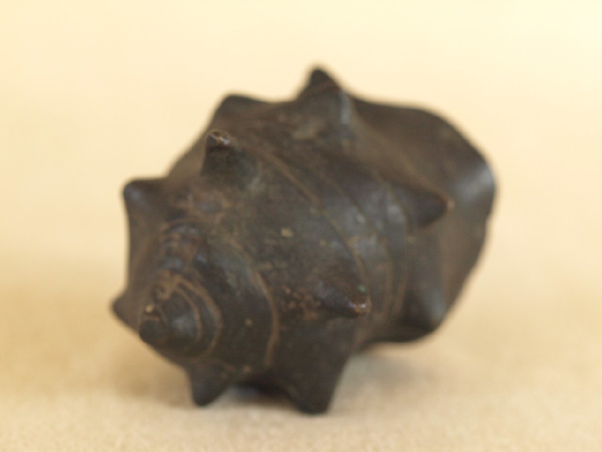 レア珍品 江戸 明治時代 銅製サザエ型蓋置6.5cm 根付 ブロンズ レア珍品 江戸 明治時代 銅製サザエ型蓋置6.5cm 根付 ブロンズ