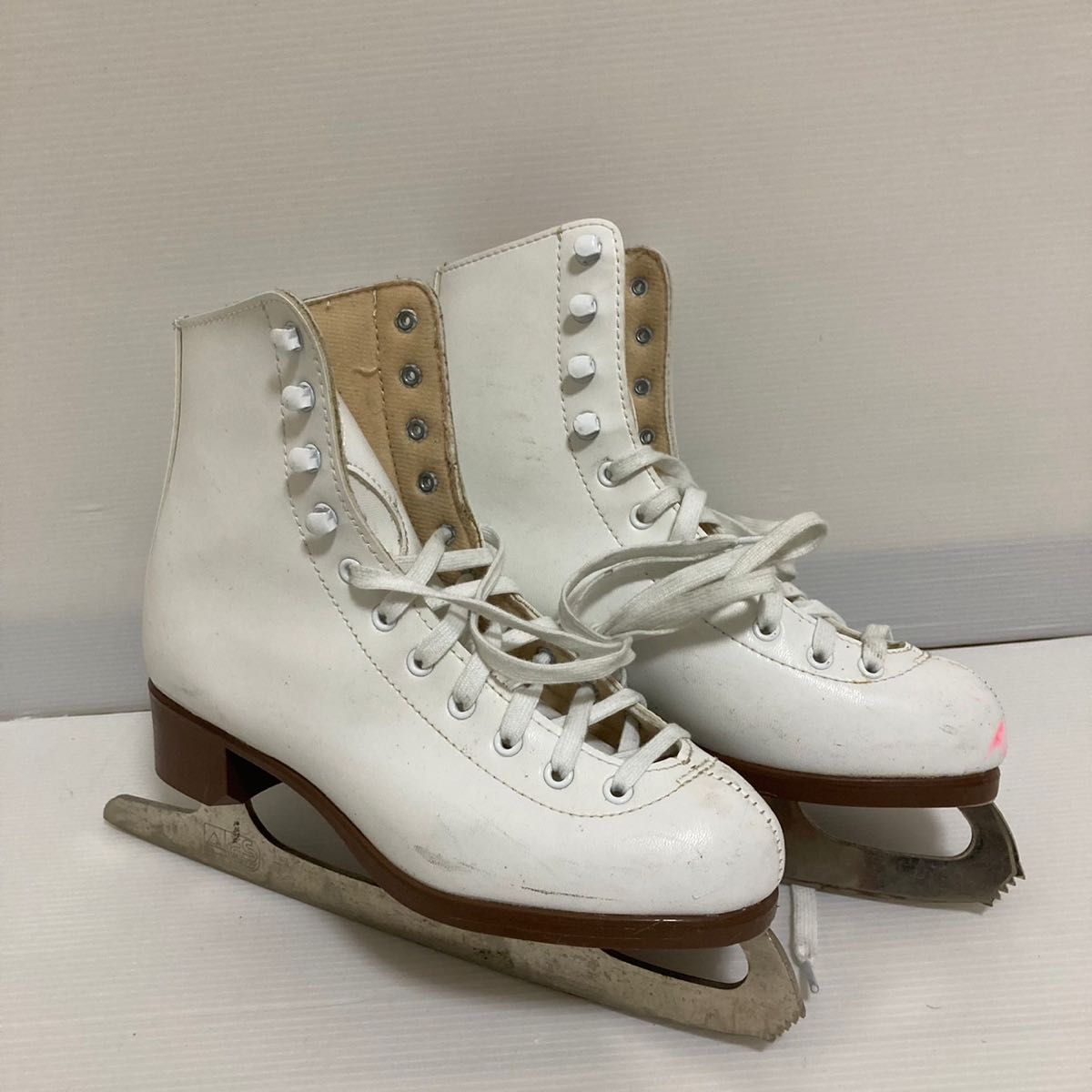 【値下げ交渉歓迎！】【美品】フィギュアスケート靴　JACKSON GLACIER 120