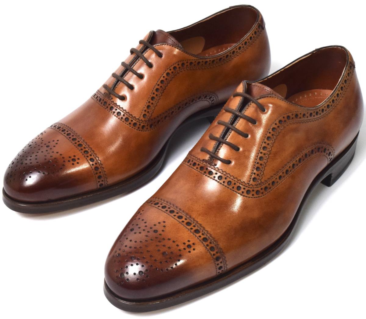 未使用 MAGNANNI SELECCION マグナーニ メダリオン レザーシューズ 39