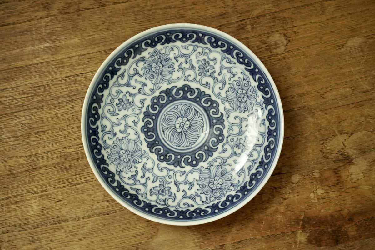清時代中国古物青花染付唐草染付皿径