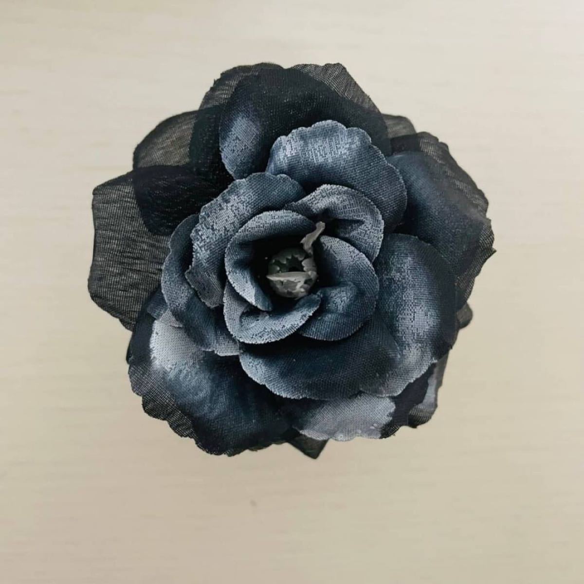 20 髪飾り 黒 金 簪 組紐 成人式 結婚式 ダリア 薔薇 派手 花魁 20 髪飾り 黒 金 簪 組紐 成人式 結婚式 ダリア 薔薇 派手 花魁