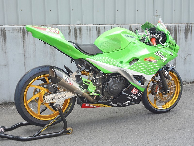 NINJA250 NINJA400 Z250 Z400 ABS対応 バックステップ 青 SNIPER スナイパー SP0089BL_画像6