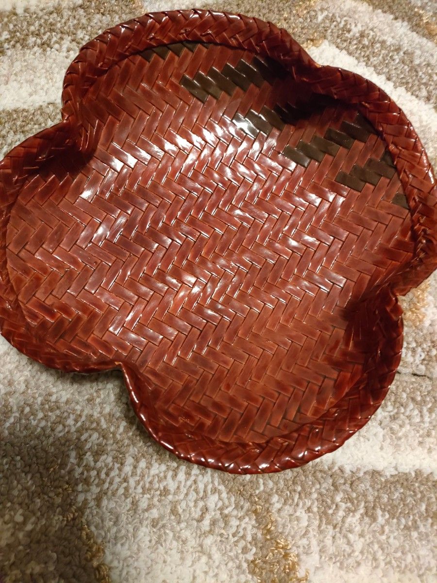 竹細工の菓子鉢