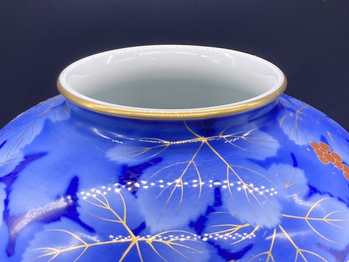 花紋陶磁器花瓶　深川製　美品　日本美術 サイズ：27.5-21.5-21.5cm 重さ：2164g_画像2