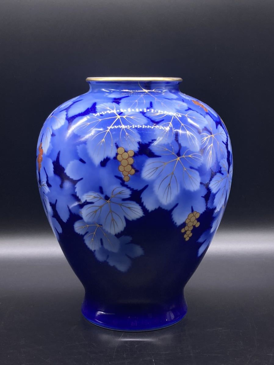 花紋陶磁器花瓶　深川製　美品　日本美術 サイズ：27.5-21.5-21.5cm 重さ：2164g_画像1