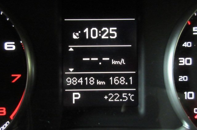 *2011 year Audi A1 DBA-8XCAX meter panel *