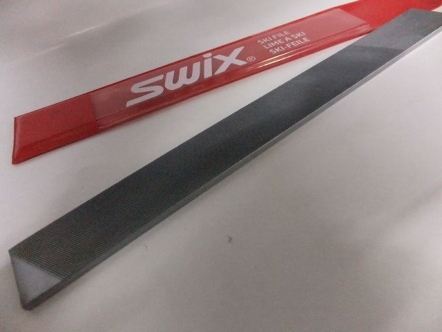 SWIX-スィックス-2023☆中目クロームファイル20cm*16歯/1cm*T0106X☆25