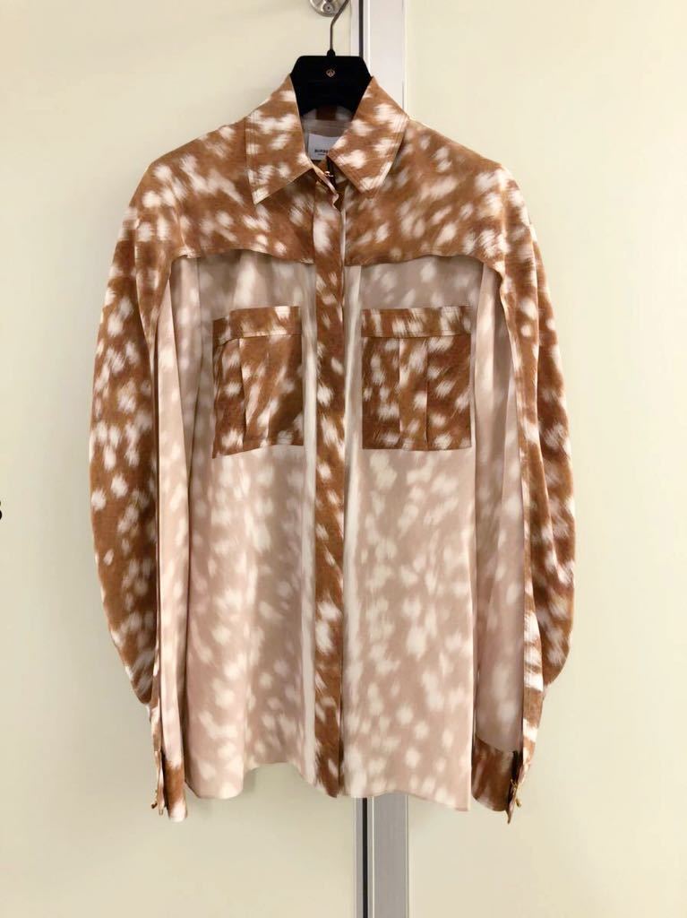 BURBERRY】シルク鹿柄プリント カットアウト デザイン シャツ ブラウス-