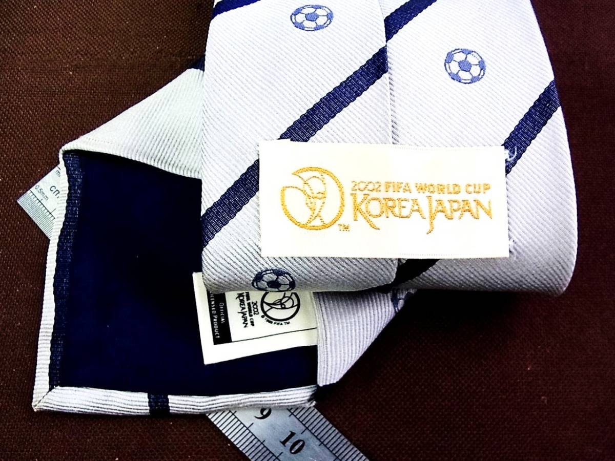 0^o^0ocl♪FK8004 【FIFA】サッカー ワールドカップ刺繍のネクタイ★の画像2