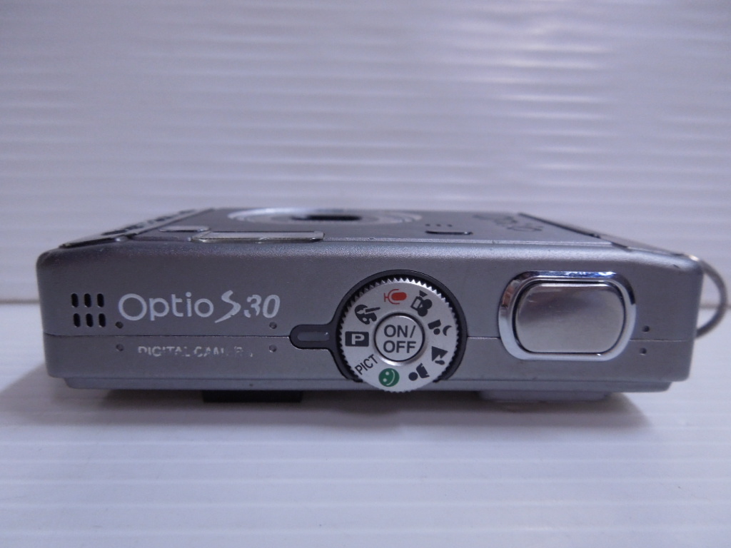 ■PENTAX ペンタックス Optio S30 3.2MEGAPIXELS デジタルカメラ デジカメ 電池式 単三■_画像3