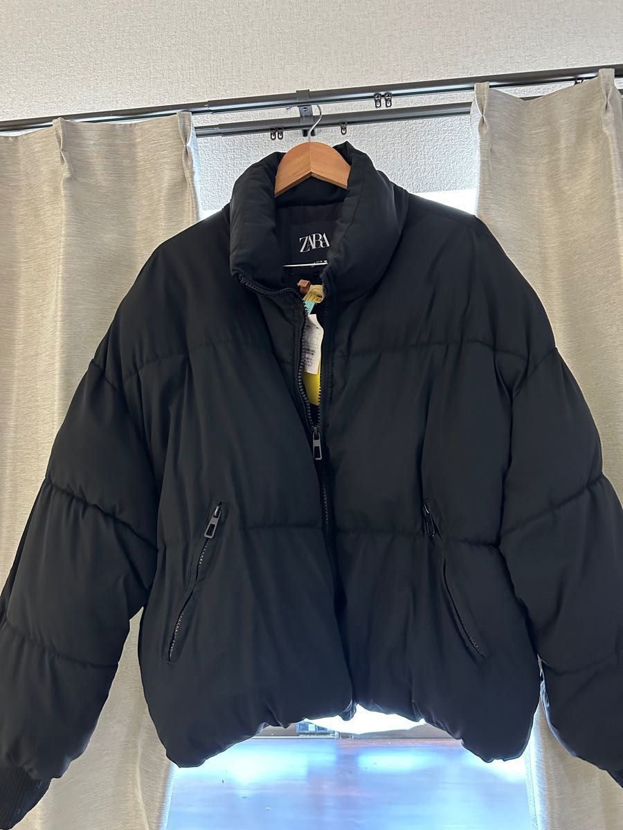 最終値下げ ZARA ダウン ブラック ショート丈 フードなし M 最終値下げ ZARA ダウン ブラック ショート丈 フードなし M