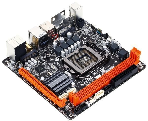 GIGABYTE B85N Phoenix-WIFI R.2 Wh Box Intel LGA1150 Motherboard
