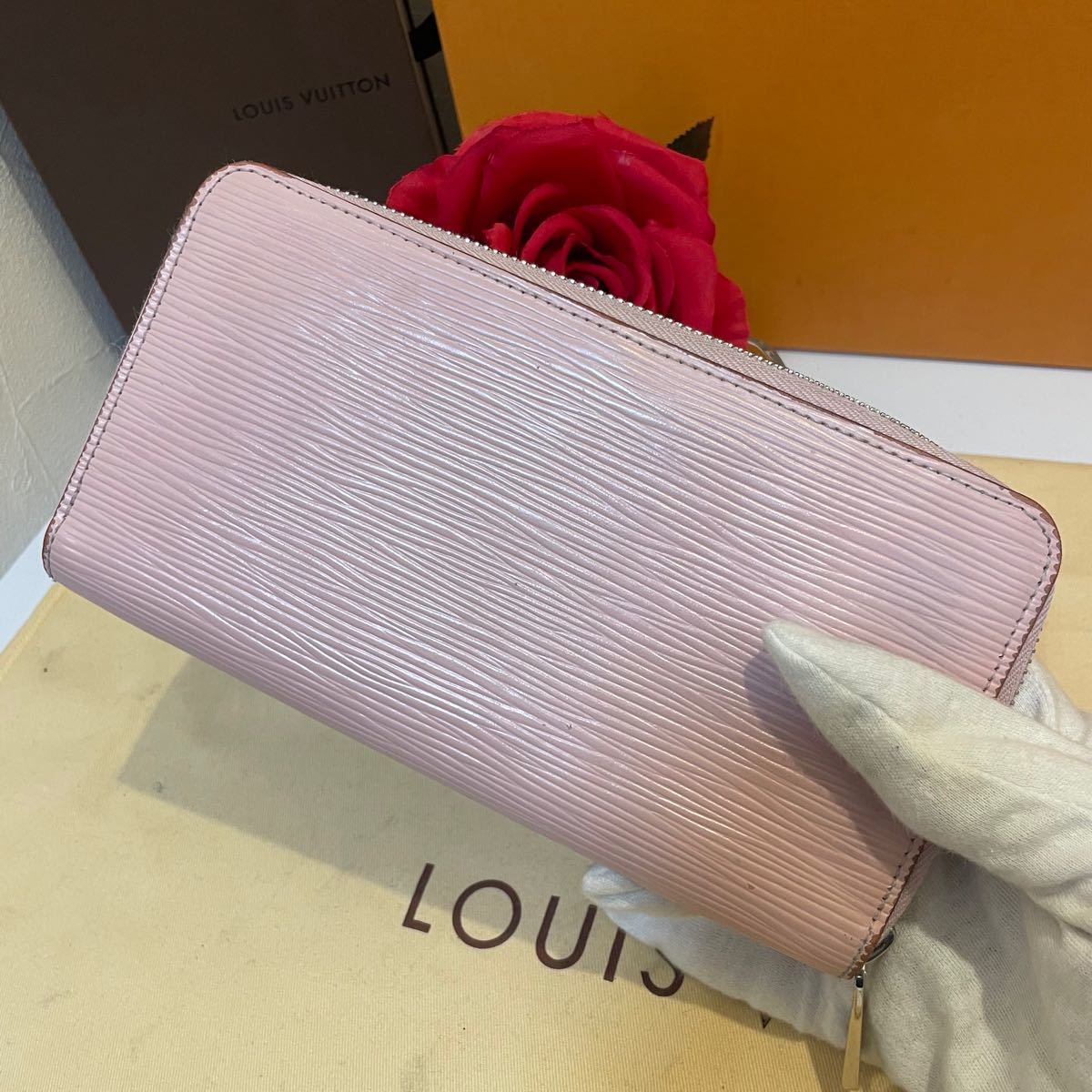 クーポン利用&送料無料 LOUIS VUITTON ジッピーウォレット 長財布 エピ