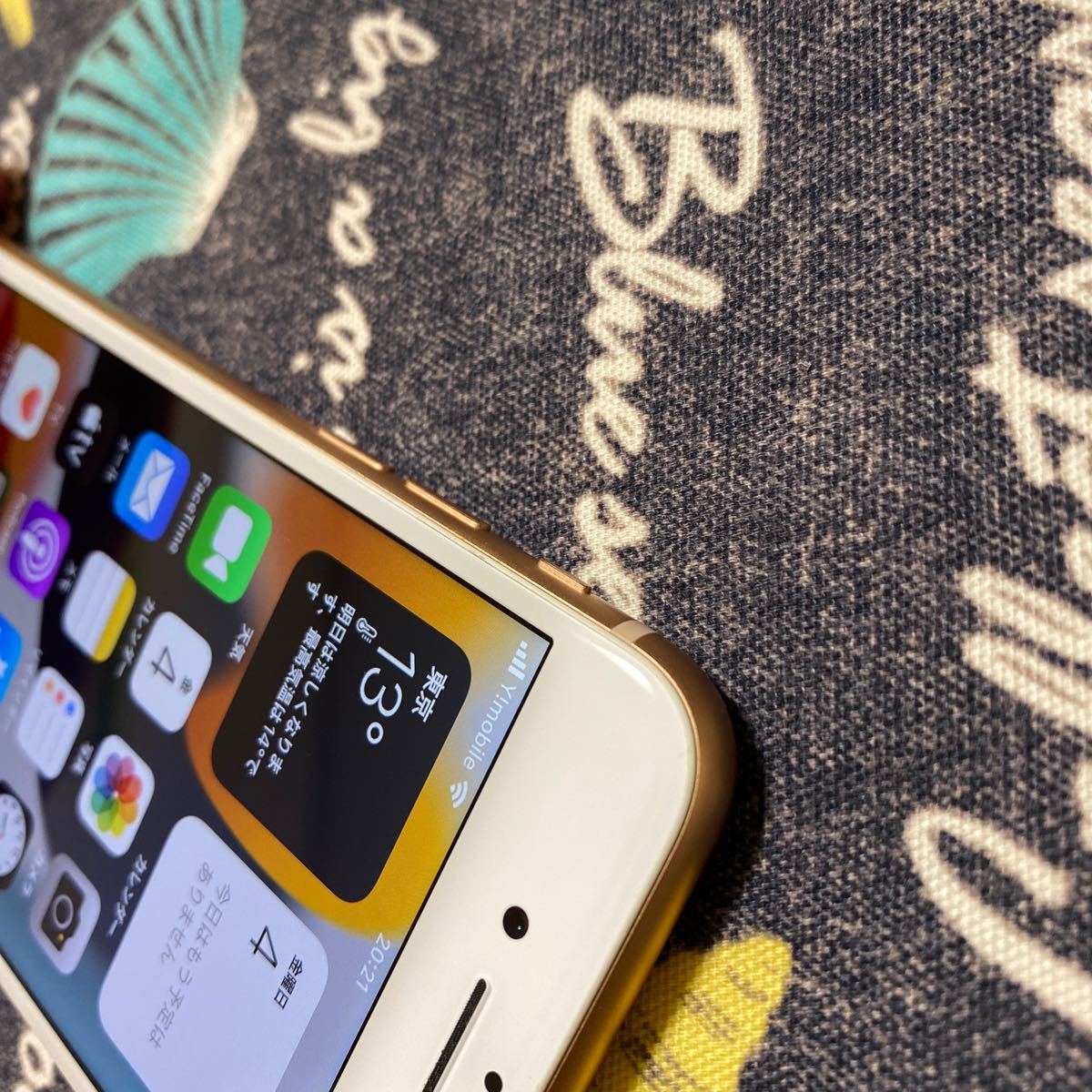 美品 simフリー iPhone8 64gb バッテリー97% ゴールド AU｜PayPayフリマ