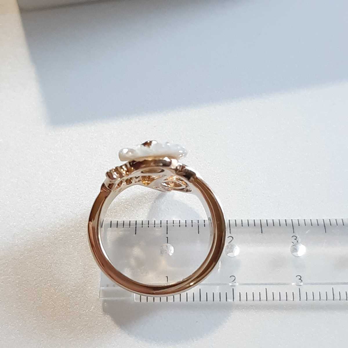 Dior 指輪 リング 花 フラワー シェル Christian Dior クリスチャン ディオール アクセサリー